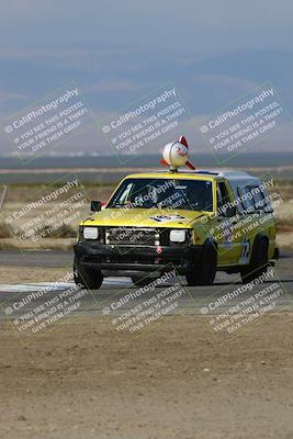 media/Sep-28-2025-24 Hours of Lemons (Sun) [[5dfe0e5f6e]]/9am (Star Mazda)/